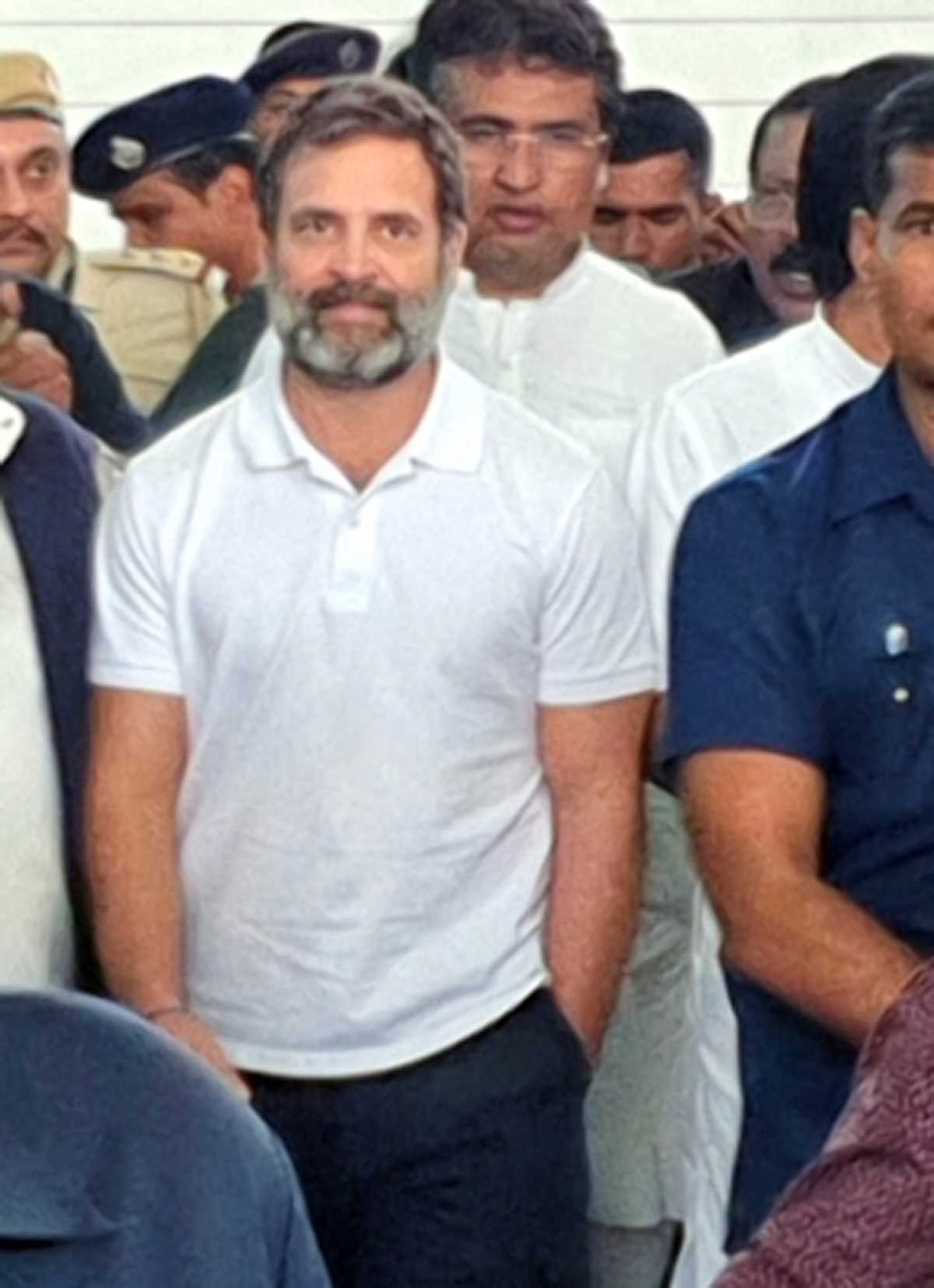 कांग्रेस ने राहुल की सजा के खिलाफ बड़े पैमाने पर विरोध प्रदर्शन की योजना बनाई कांग्रेस ने राहुल की सजा के खिलाफ बड़े पैमाने पर विरोध प्रदर्शन की योजना बनाई